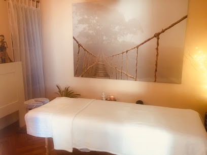 Liswati Massages Yoga Soins Énergétiques, Institut de Massage à Poissy