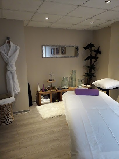 MARTINE MANNEAU, Institut de Massage à Koenigsmacker