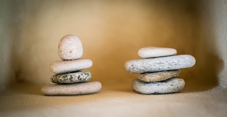 TI NANDA : Et Si Vous Décidiez De Prendre Soin De Vous?, Institut de Massage à Andel