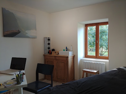 Estelle Roblin Hypnose, Refexologie, Massage Et Soin Animalier., Institut De Massage à Pirajoux