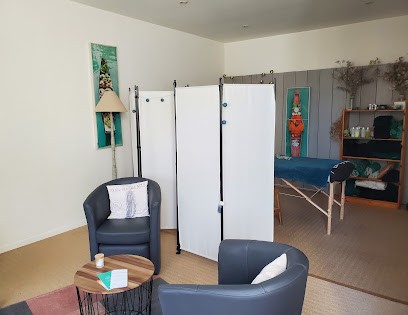 Chemins D'Essences, Institut de Massage à Liffré