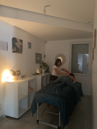 L Joivicia Institut De Massage à Remouillé