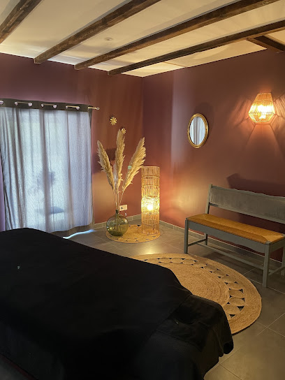 Laviria Massages Bien-Être, Institut De Massage à Réville