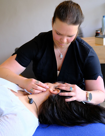 Fanny Groult – Massage Fascia & Bien-Être À Combloux Institut De Massage à Combloux