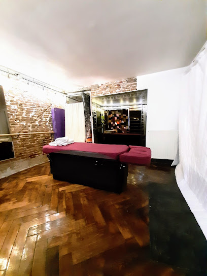 Wam - Wellness And Massage Institut De Massage à Paris 18