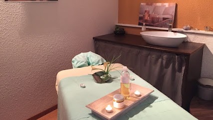 Camille -massage Le Pradet En Institut De Beauté, Institut de Massage au Pradet