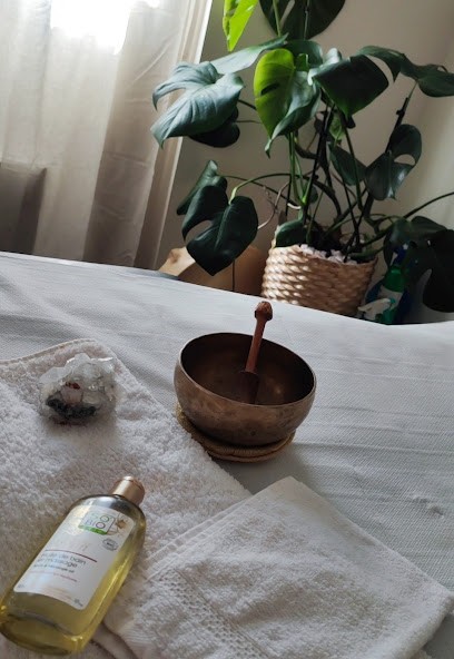 Magnetiseur , Maître Reiki, Massage énergétique, massage abhyanga, Institut de Massage à Port-Saint-Père