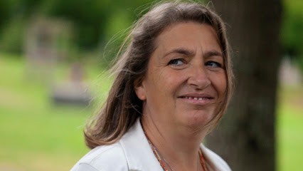 Massage Bien-Être, Formatrice, Abhyanga, Femme Enceinte, Tao, Tantrique..., Institut de Massage à Pleumeur-Bodou