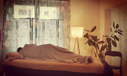 Lise Romagny - Massages Bien-Être Intuitifs - Soin Énergétique Reiki - Constellations Familiales - Yoga Institut De Massage à Toulouse