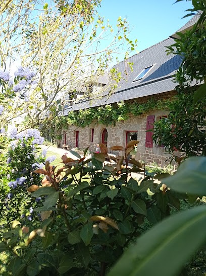 M Massage, Institut de Massage à Maen Roch