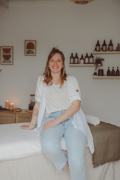 Terramassage - Mélanie Hu, Institut De Massage à Champagne