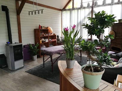 Peretmere Laurence. Shiatsu Et Massages Bien-être, Institut de Massage à Poigny-la-Forêt