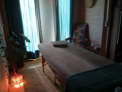 Le Voyage De La Salamandre, Institut De Massage à Brélidy