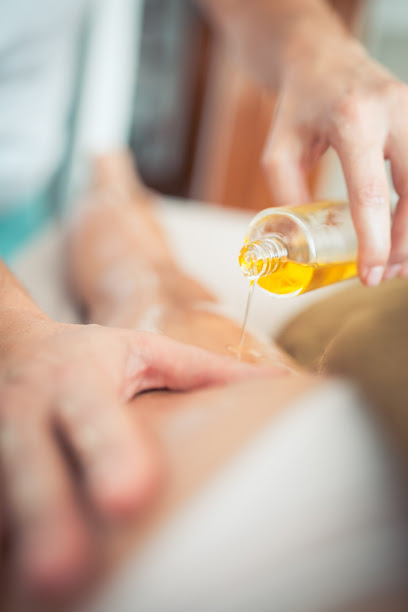 Charlotte Trousseau, Institut De Massage au Noyer