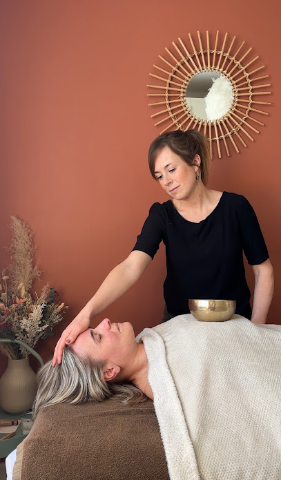 Lunessa - Massage Holistique Féminin Corbie, À 15 Mn D'amiens, Institut De Massage à Corbie