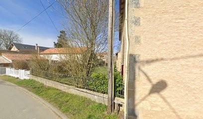 Emilie Clément - La Bulle Du Tilleul, Institut de Massage à Savigny-Lévescault