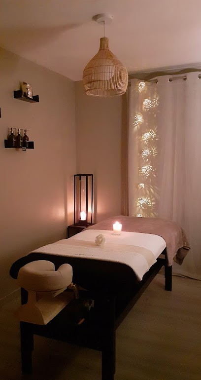 Les Mains D'Liz (Massage Bien-être), Institut de Massage à Saint-Bonnet-Tronçais