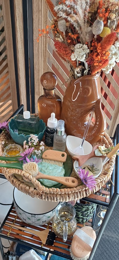Le Peigne De Calypso: Spa Des Cheveux, Head Spa Institut De Massage à l' Épine