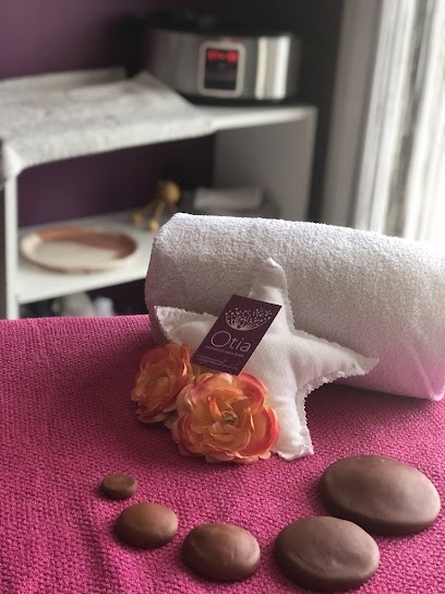 Otia Massages Bien-être Aubenas, Institut de Massage à Saint-Sernin