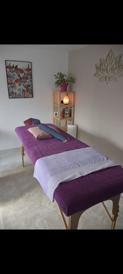 À Fleur De Paume - Massage - Fleur De Bach, Institut De Massage à Eurre