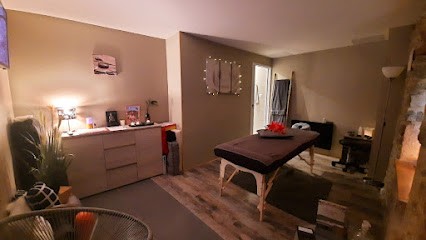 Calladhiel Massage, Institut de Massage à Charbonnières-les-Sapins