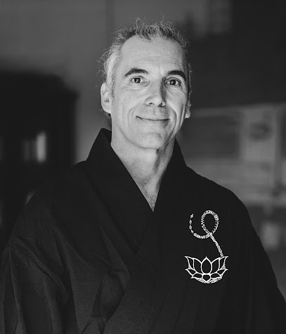 Stephane Rambert - Massages & Qi Gong & Sophrologie - À Domicile Grimaud / St Tropez... Institut De Massage à Grimaud