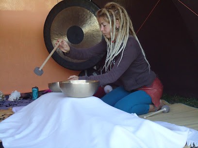 Diana Pais - Massage Thérapeutique De Son Avec Bols Chantants Tibétain, Institut de Massage à Relans