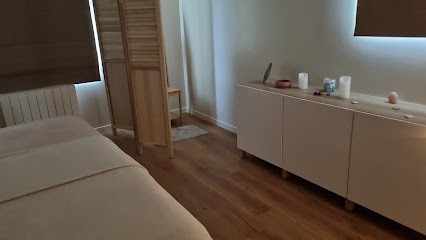 Blooming Massages Bien-Être et Soins Énergétiques, Institut de Massage à Vire Normandie