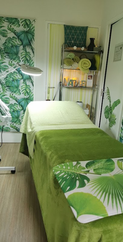 Salon Djîles, Institut de Massage à Réguiny