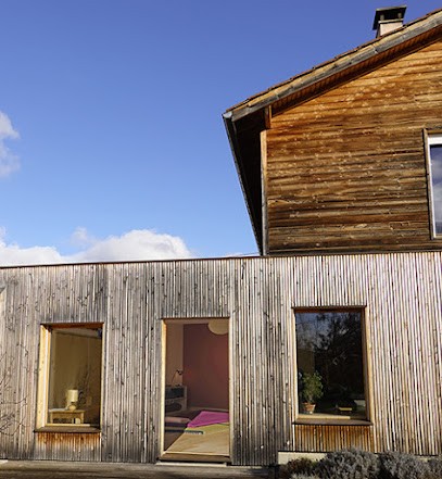 Shiatsu et massage Thaï, Institut de Massage à Lantignié