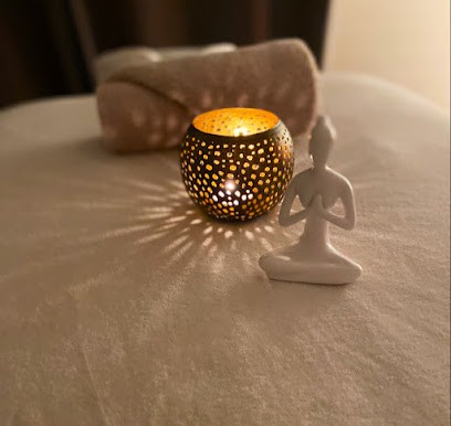 Un Cocon Dans Les Cimes, Institut de Massage à Louvigny