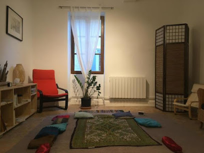 Massage Thaï Traditionnel - Mains Thaies Institut De Massage à Forcalquier
