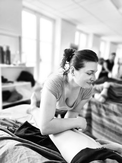 Betty Serenity (Bien-être), Institut de Massage à Retheuil