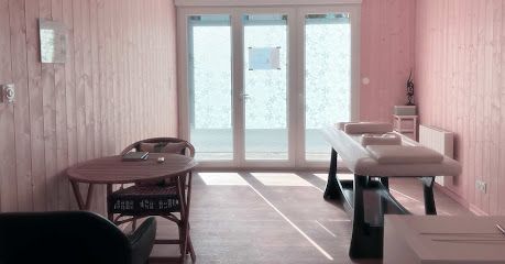 Le Chalet Des Pierres Chaudes, Institut De Massage à Ribérac