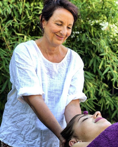 Véro - Créatrice De Bien-être, Institut de Massage à Saint-Denis-en-Bugey