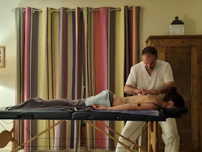 Magnétiseur/Reiki/Masseur Olivier Bien-Être Ei, Institut De Massage à Saint-Hilaire-les-Andrésis