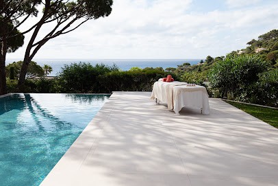 HÖM MASSAGE By Anne-Claire - Saint Tropez - Massage à Domicile, Institut de Massage à Ramatuelle
