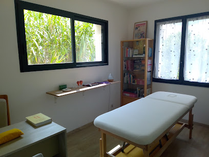 Laura Lecoeur Ei Institut De Massage à la Genétouze