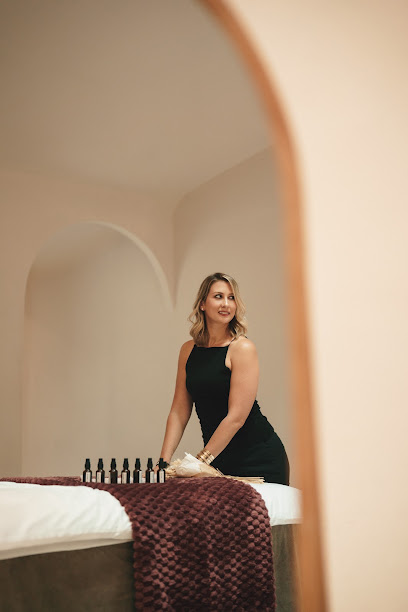 Lucie Nerot - Facialiste & Soins Institut De Massage à Paris 08