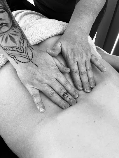 Aux Mains Ch'âme Anne, Institut De Massage à Félines