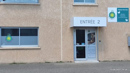 A 2 Mains Et 1 Coeur : Sauna Japonais, Luxopuncture®, Massages Kobido, Métamorphique, Amincissant, Lumino-relaxothérapie, Institut de Massage à Rochetoirin