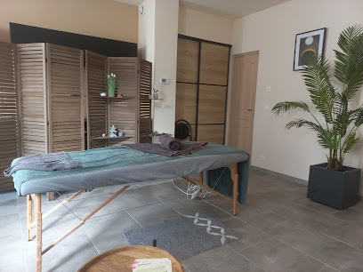 Praticienne En Massage Bien être, Institut de Massage à La Loupe