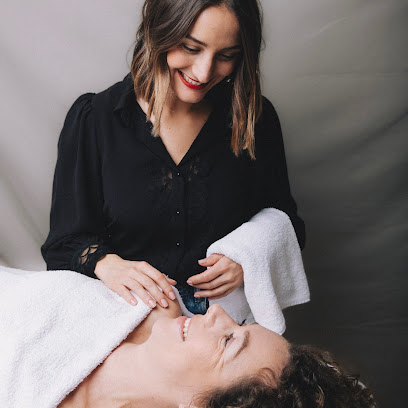 Marie Manse / Praticienne En Soins Bien-Être & Soins Holistiques Institut De Massage à Paris 03
