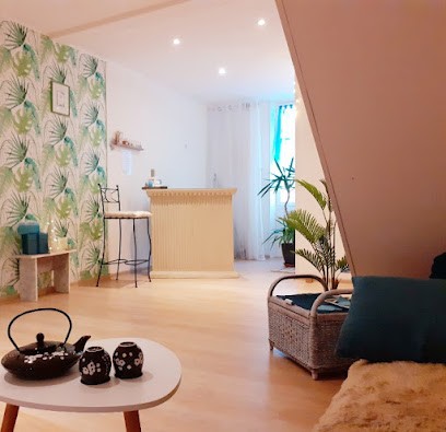 EYA Massages et Soins BIO, Institut de Massage à Sainte-Foy-la-Grande