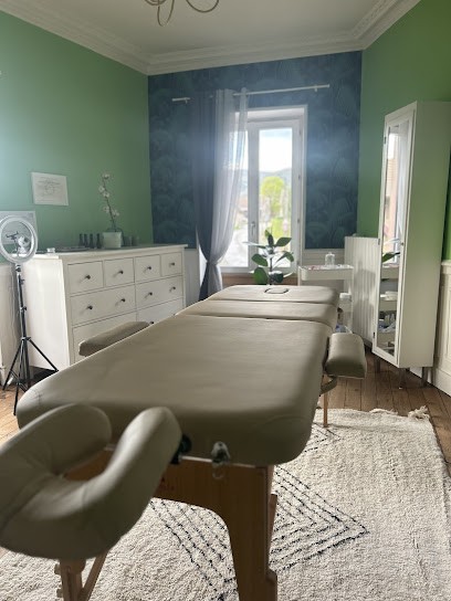 DS MASSAGE, Institut de Massage à Villebois