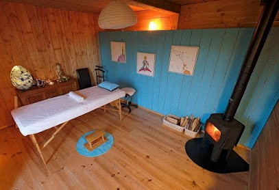 Espace ayurveda Isabelle Henriot, Institut de Massage à Tréduder