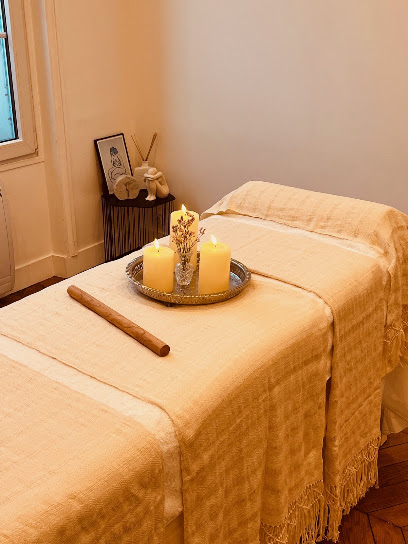 Rebozo Paris - Soin Rebozo & Massage Prénatal Institut De Massage à Paris 16