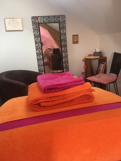 Maindevie, Institut de Massage à Pelouse