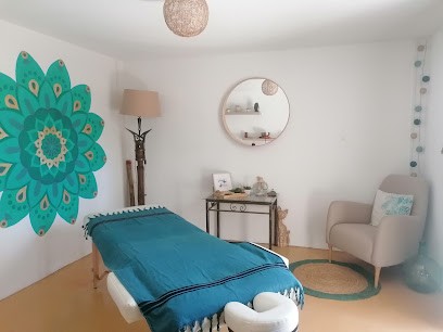 Soins Fleurs De Joie -Thérapies Manuelles et Vibratoires ( Massage / Réflexologie / Bols Tibétains), Institut de Massage à Uzès