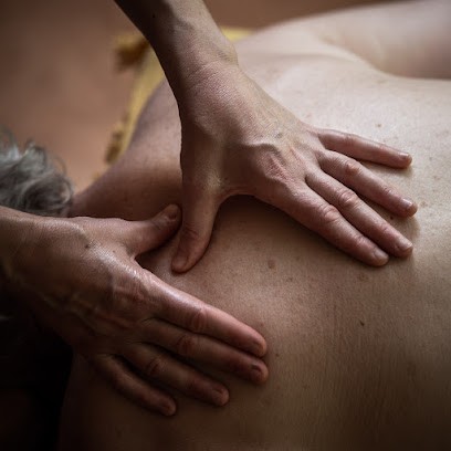 Oh massage | Julie Dousset - Massages intuitifs personnalisés, Institut de Massage à Moutiers-en-Puisaye